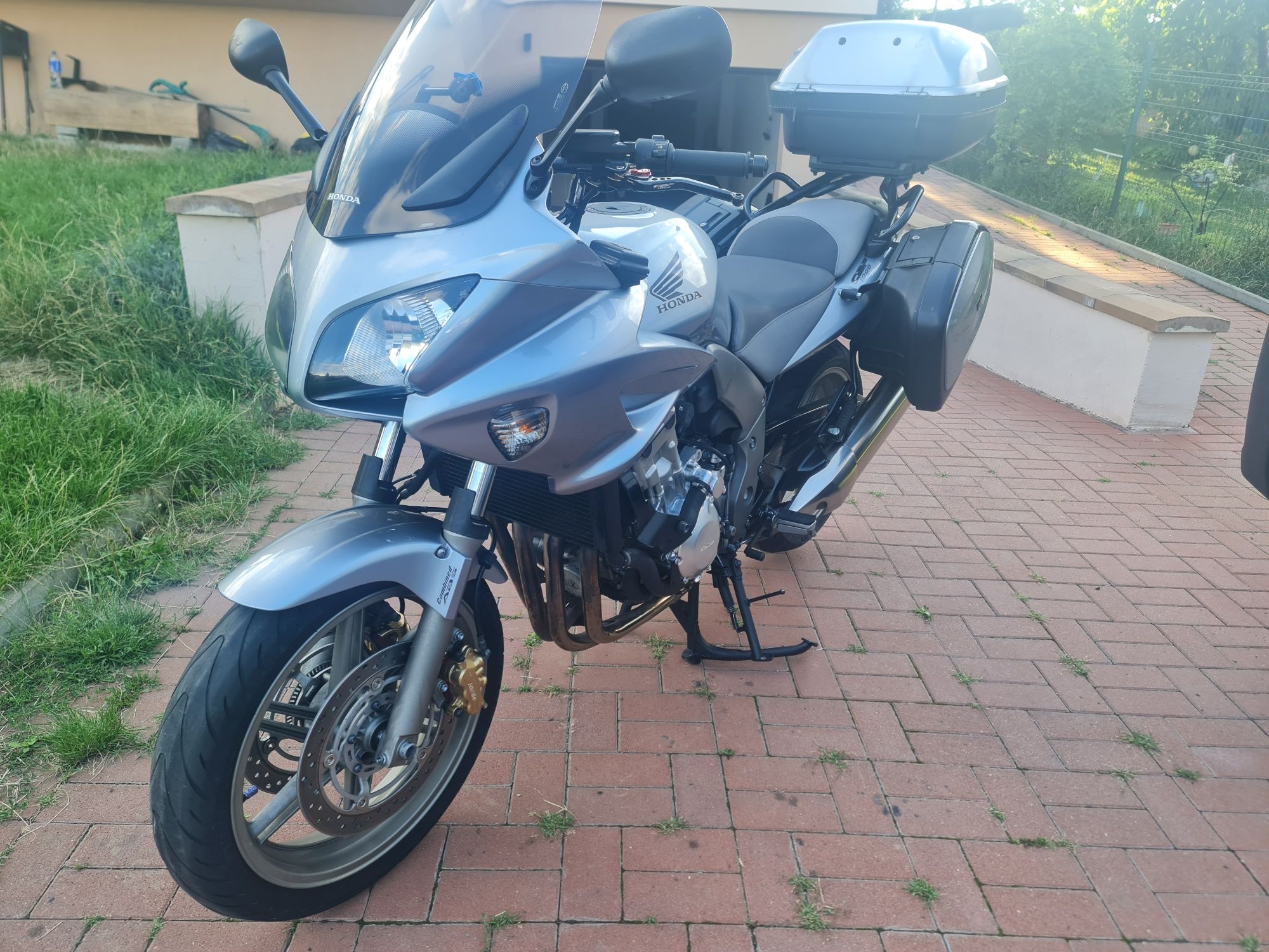 Honda CBFA 1000 ABS 2006.Kawasaki,Yamaha,Bmw,Triumph,