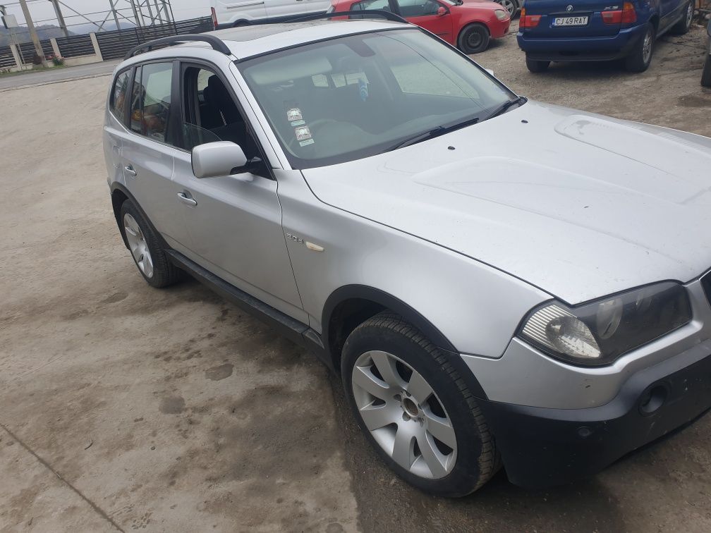 Dezmembrez Bmw x3 2.0 Diesel