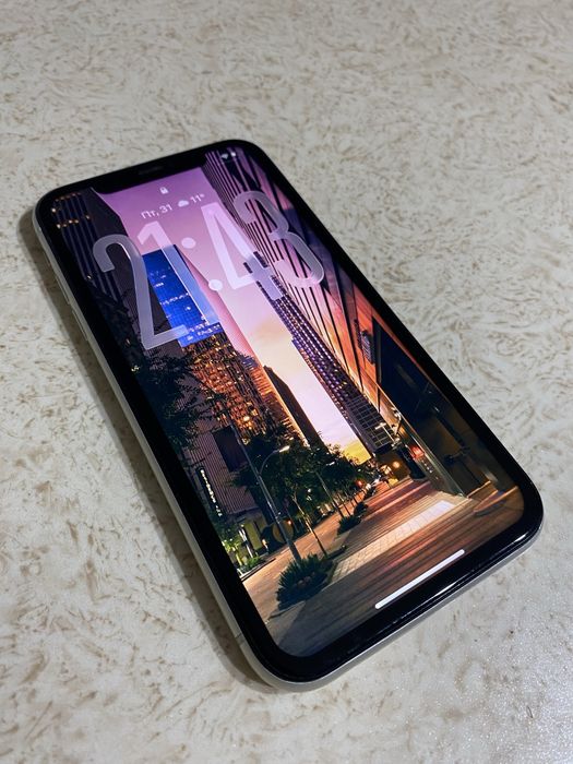 Айфон 11-128 ГБ