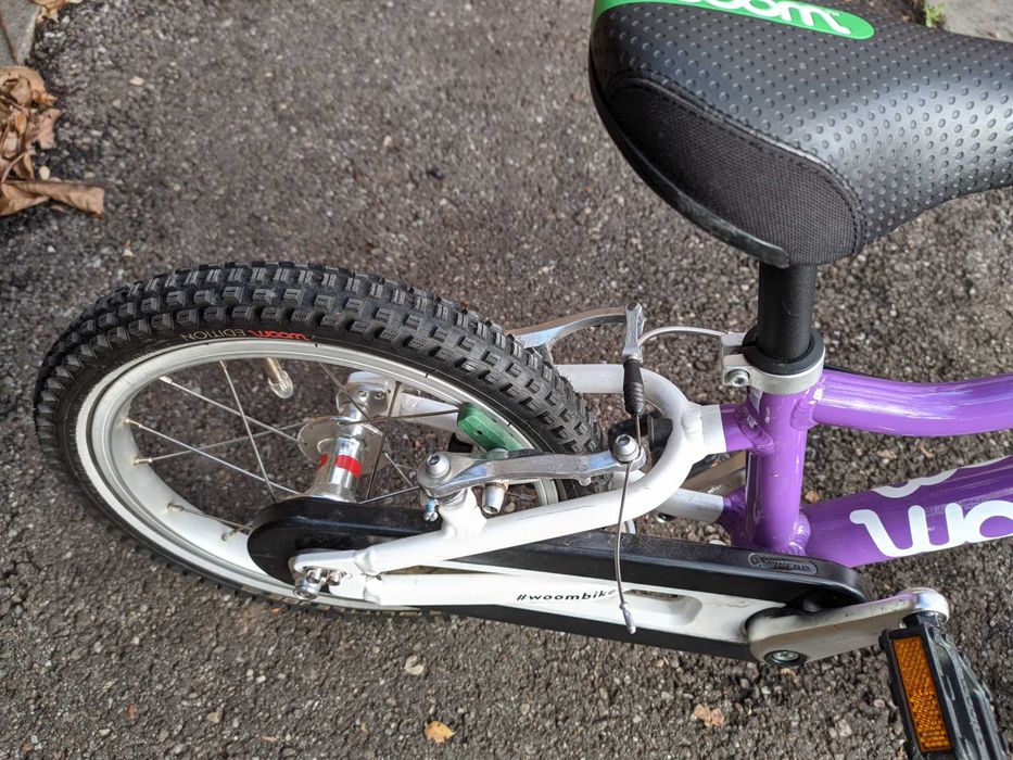 Woom 2 mov cu cric si claxon