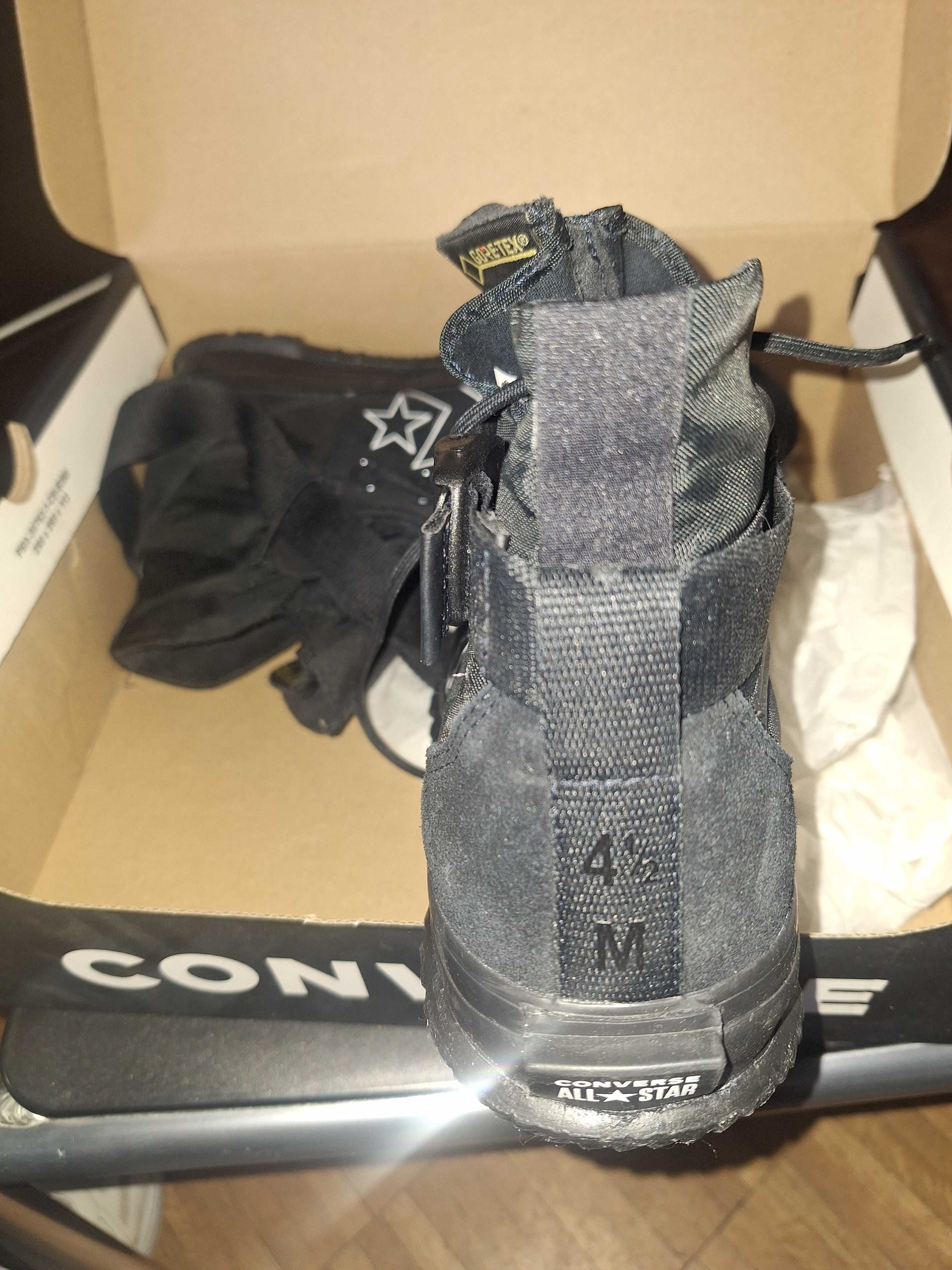 Converse gore-tex