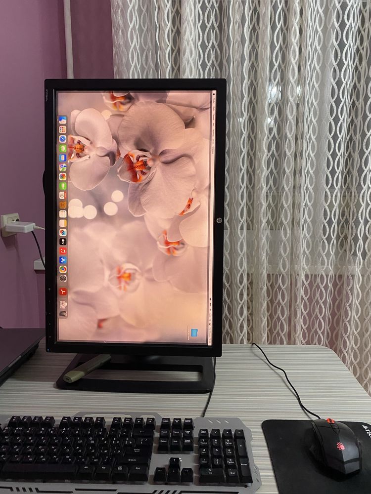 Монитор HP ZR2440w 24 дюйма