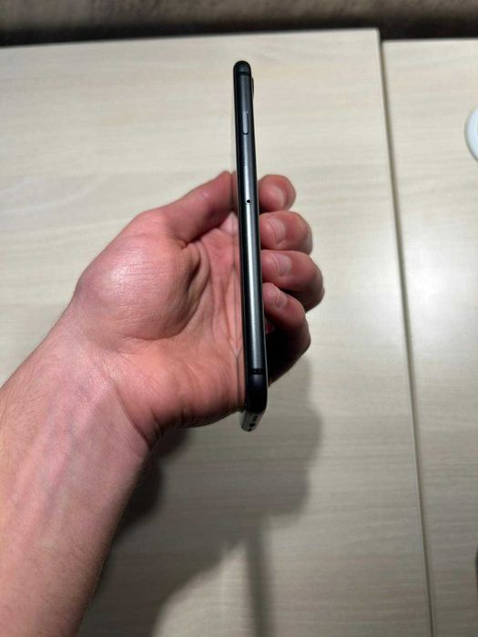 iPhone 8 Space Gray (64GB) ca nou