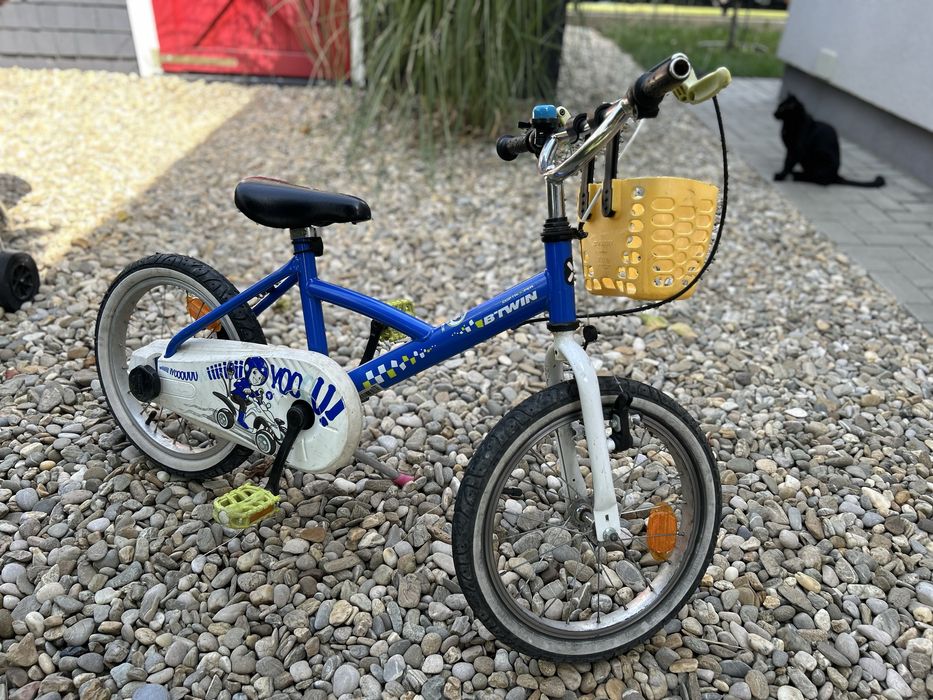 Bicicleta de copii cu roti ajutatoare