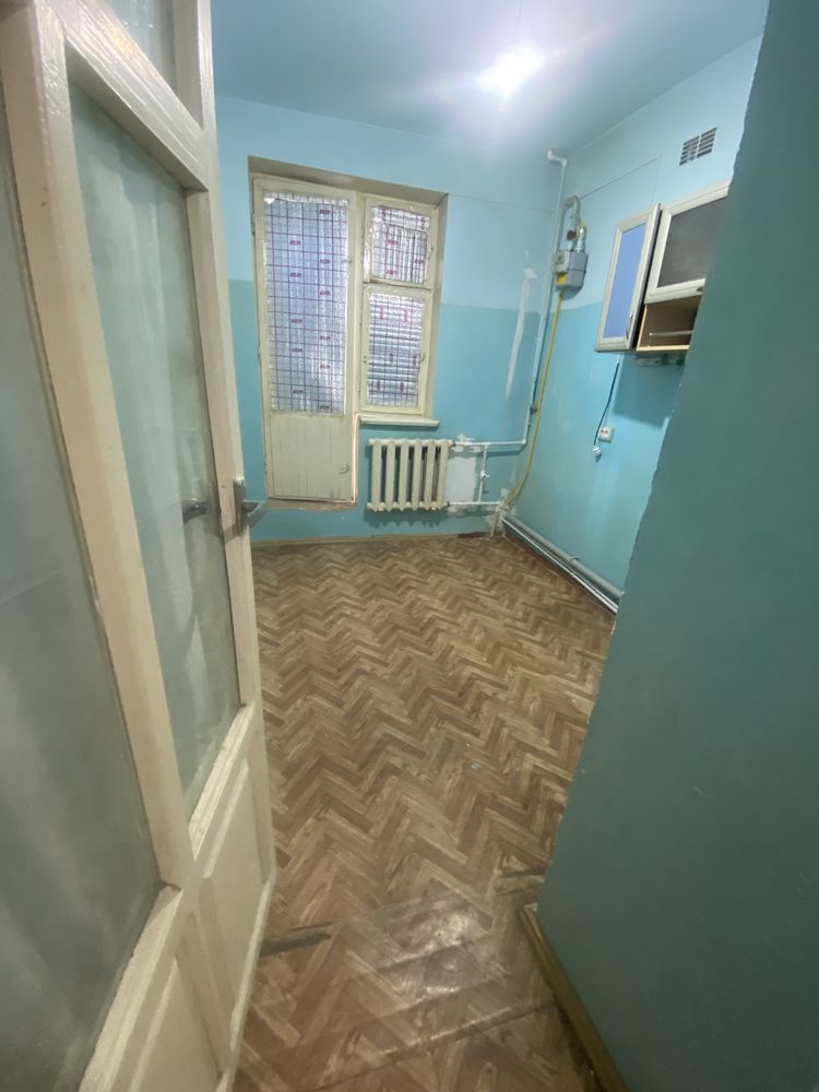 Sotiladi/Prodaja, Pod OFIS, Qoraqamish 1/2, 1/1/4, g’ishtli uy