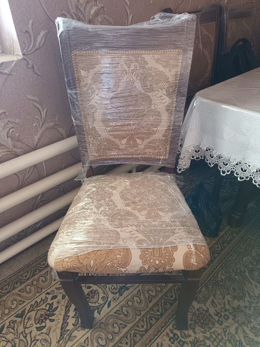 Stul 10 ta yongoqdan xolati yaxshi