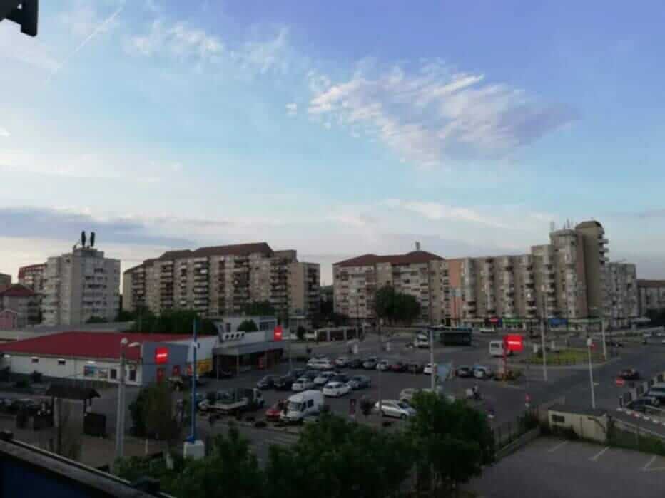 Apartament de inchiriat 3 camere Nufarul