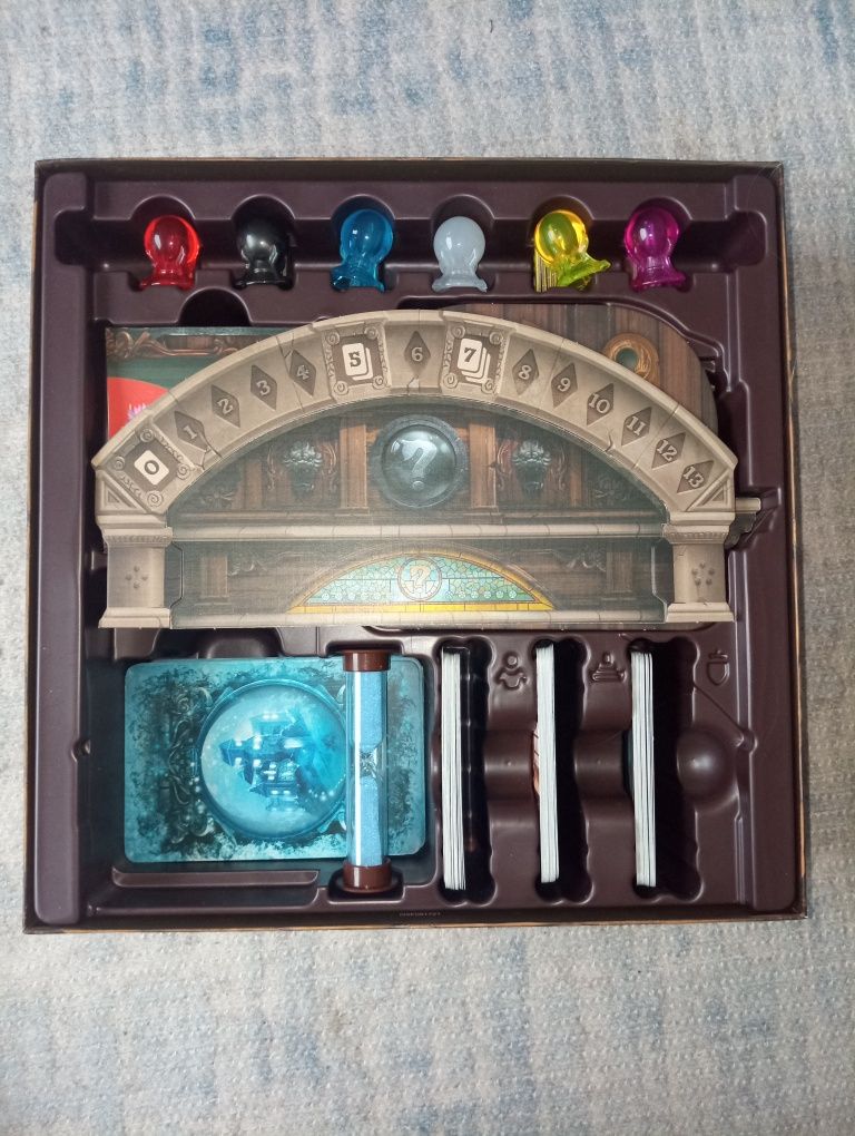 Настолна игра Mysterium