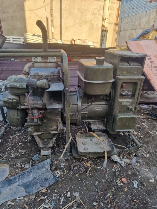 Генератор 220- 380в  ваенный