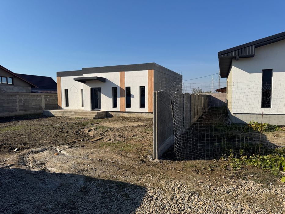 Casa de vanzare in Simian !