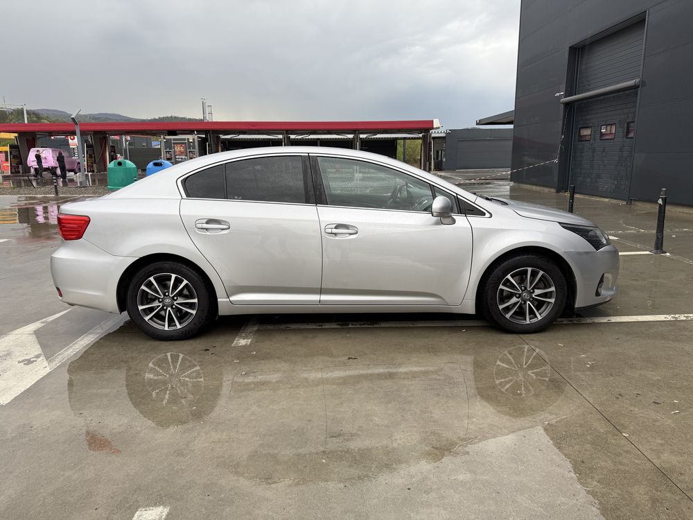 Toyota Avensis 2.0