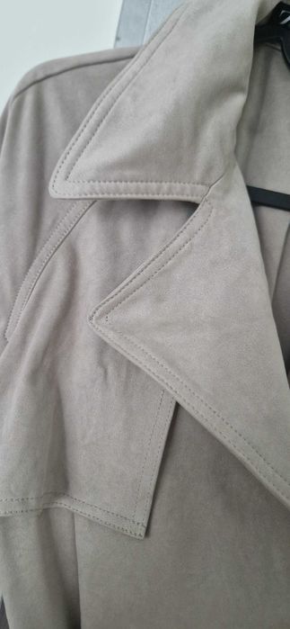 Дрехи XS на ZARA - тренчкот / шлифер, панталони, бюстие