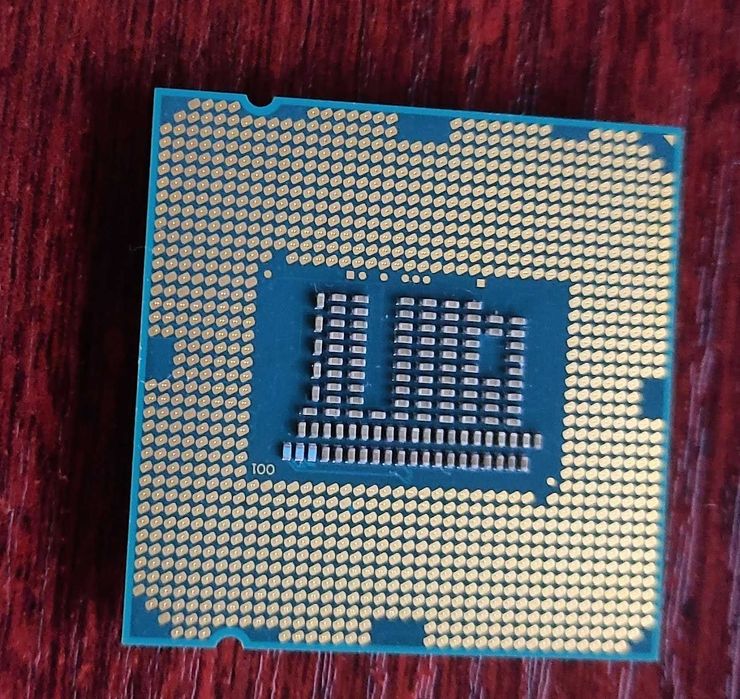 Процесор Intel Core i3-3225