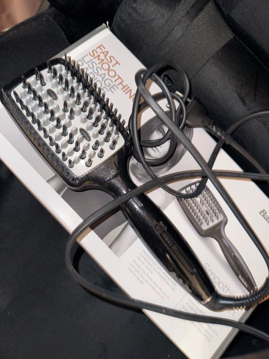 Perie de indreptat parul BaByliss cu invelis ceramic