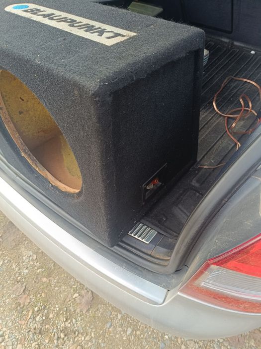 Кутия бас каса 12