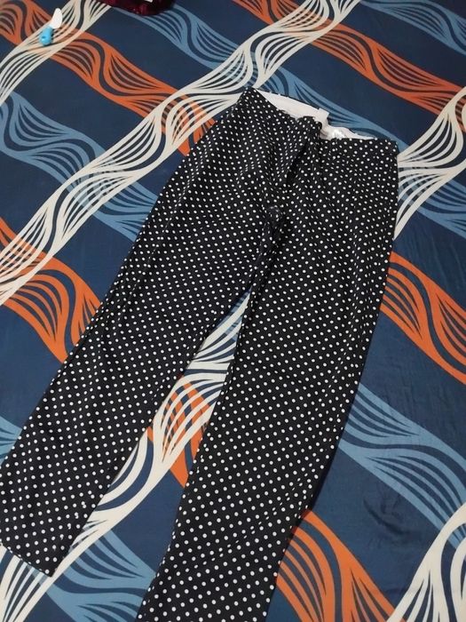 Pantaloni dama impecabili