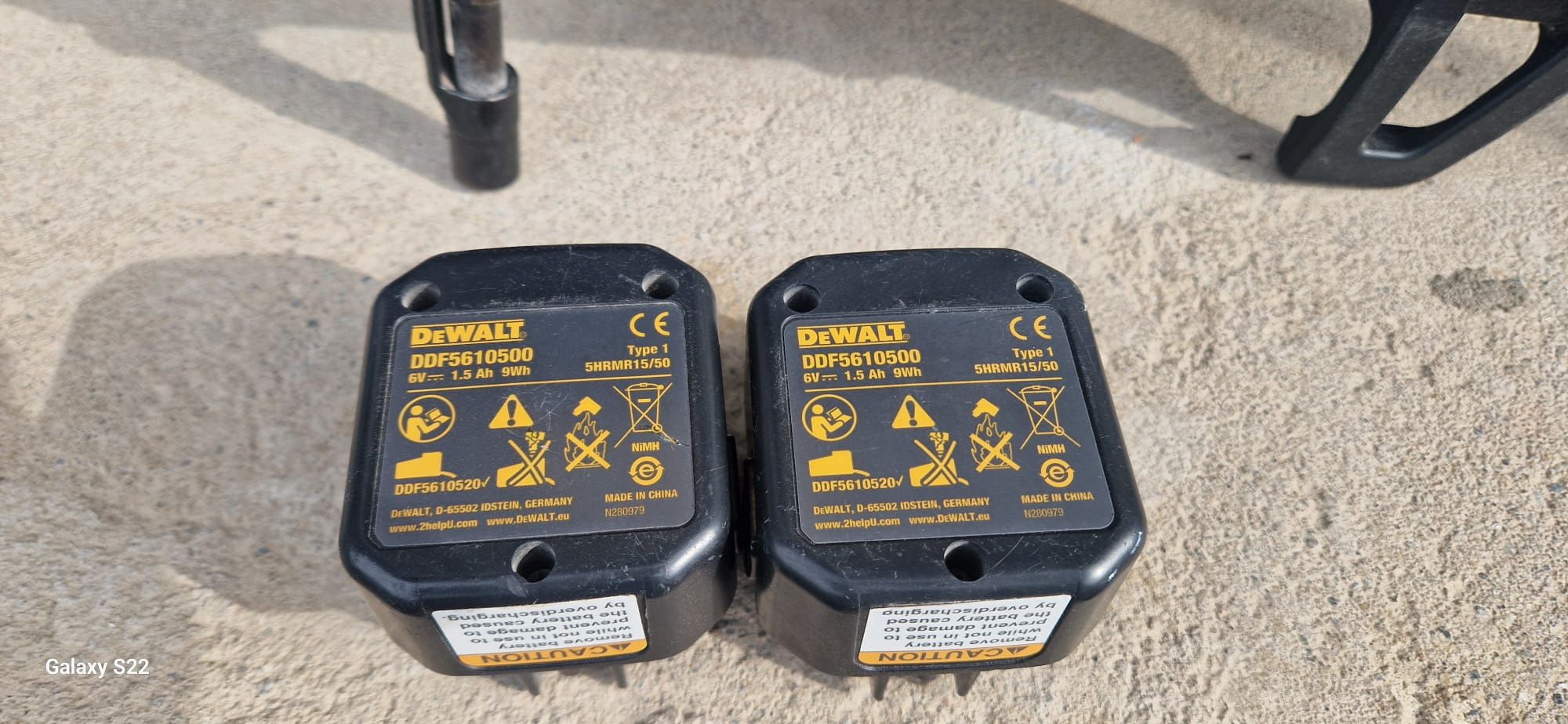 Dewalt pistol de cuie pe acumulatori