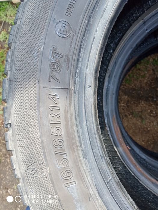 Продавам 14 цола гуми LASSA