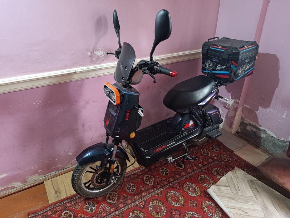 Skuter  velasabed planshet