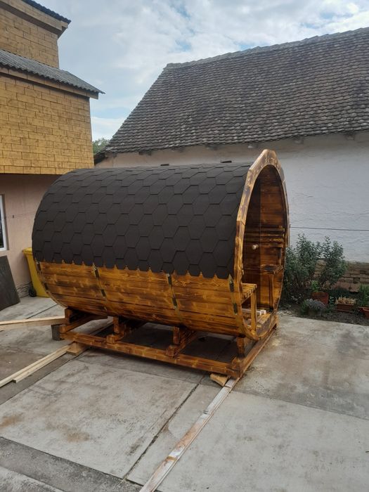 Vand pachet sauna + ciubar