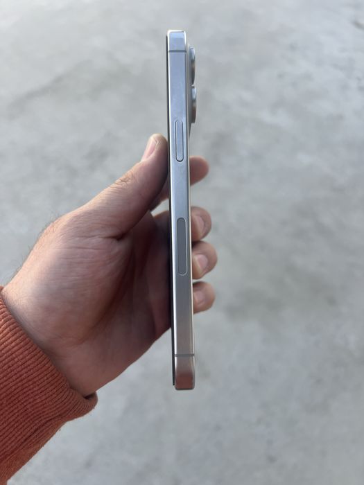 Iphone 15 pro max/LLA