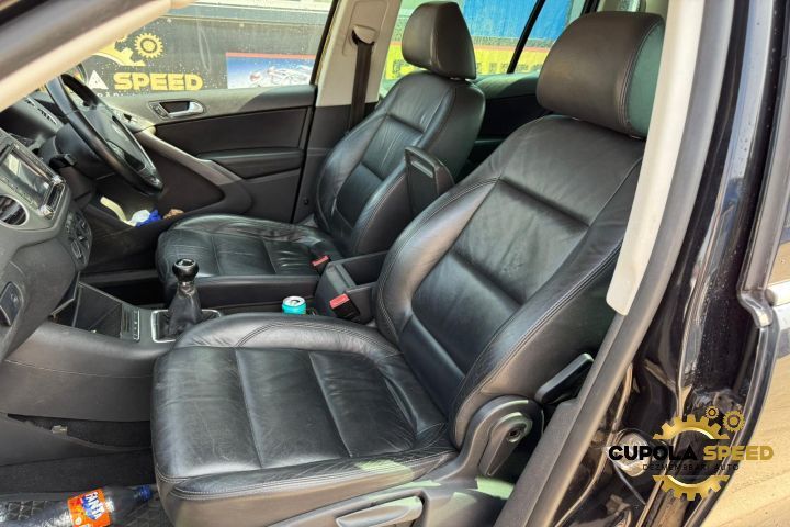 Dezmembrez Volkswagen VW Tiguan 1 5N [2007 - 2011] 2.0TDI CBAB