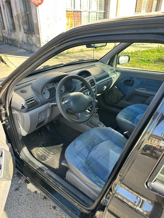 Inchiriez masina Renault Clio  pentru Glovo / Wolt ~ Timisoara / Arad