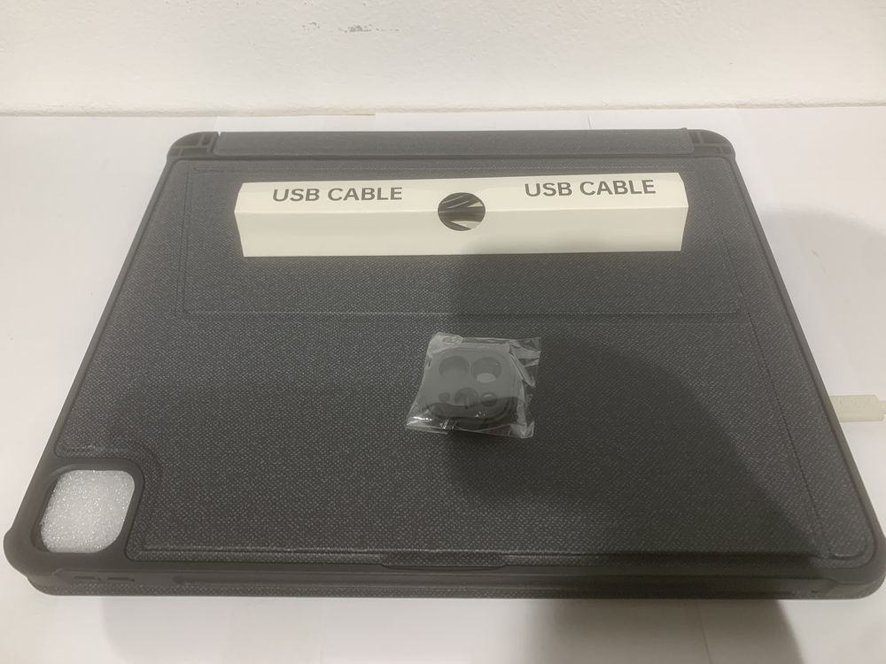 Husa tastatura iPad Pro 12.9 inch (2018,2020,2021) RGB backlight