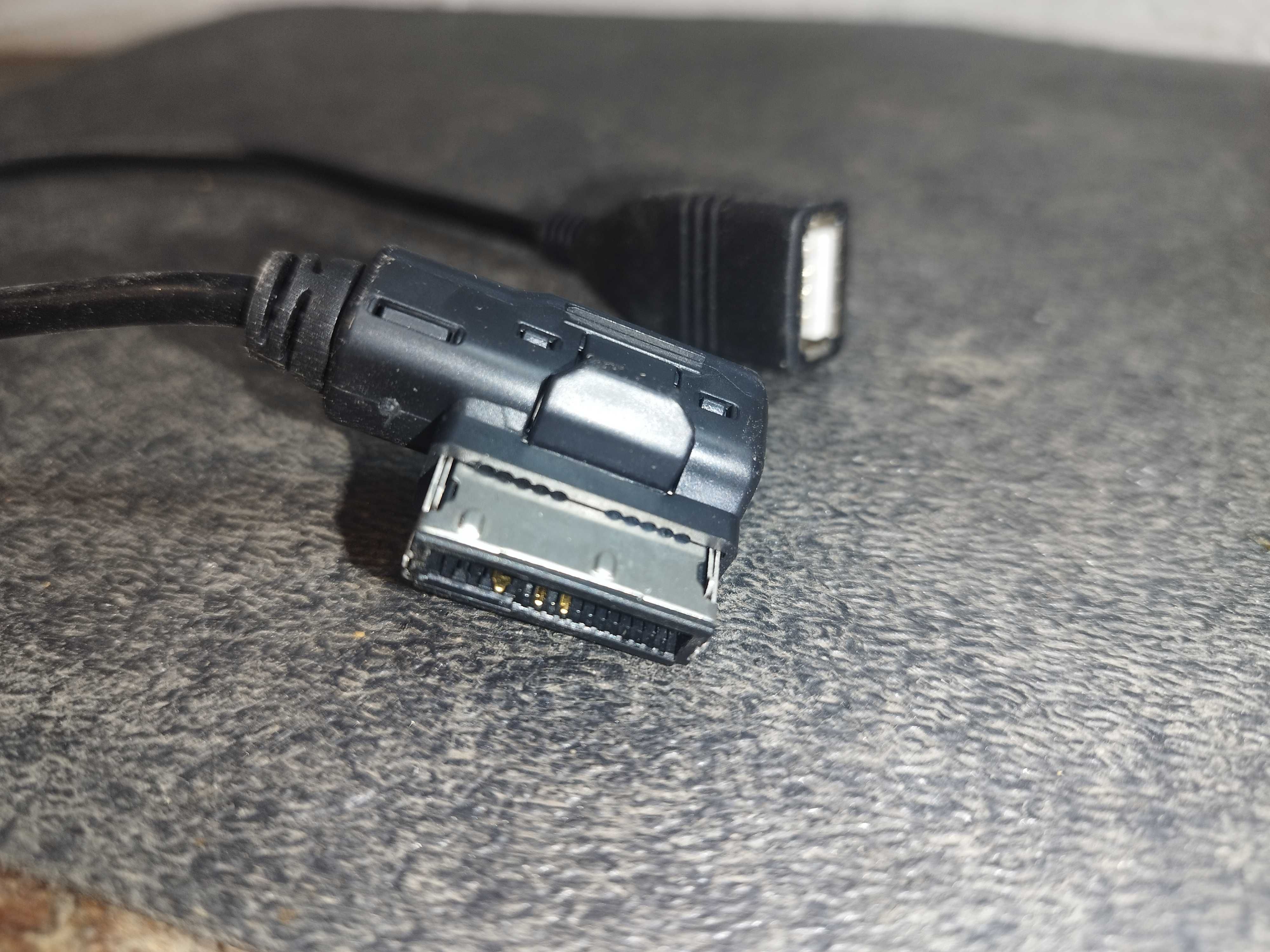 Adaptor Bluetooth si USB compatibil Audi / VW / mufa AMI / MMI