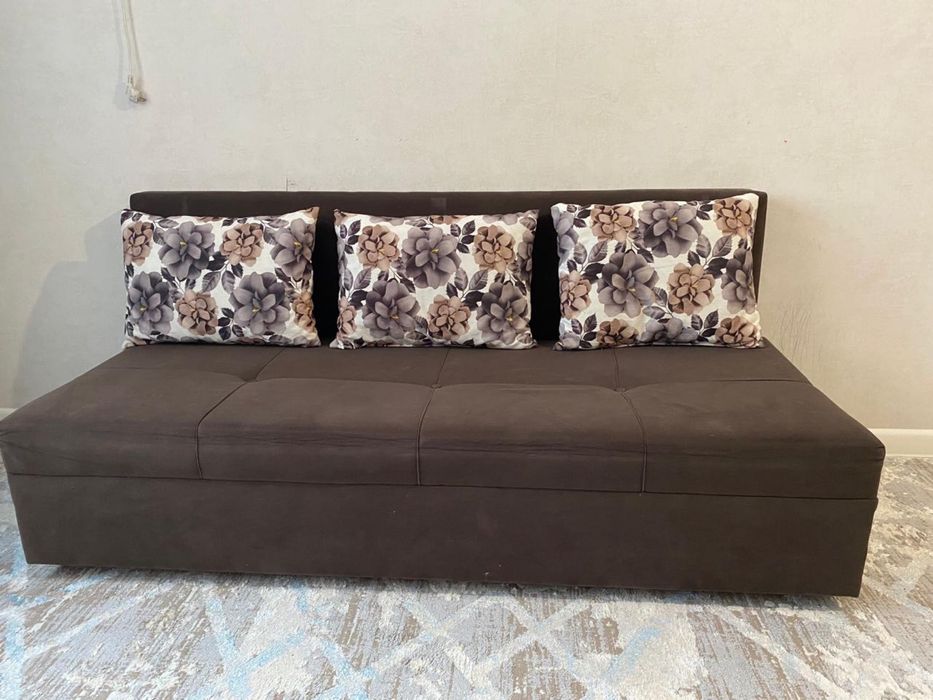 Продам диван в отличном состоянии всего лишь за 30000