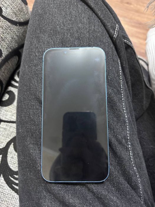 Продам iphone 13