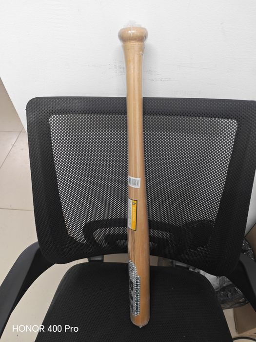 Бейсбольная бита