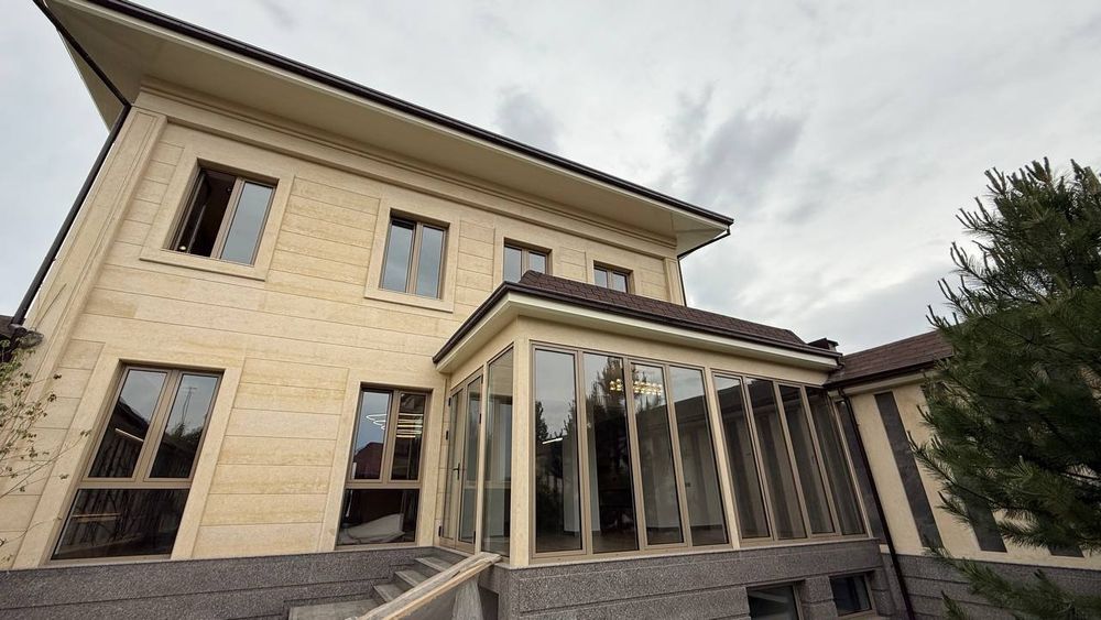 Продается ЕвроДом 4 комнаты, ор-р: Центр Луначарского, 400 м²