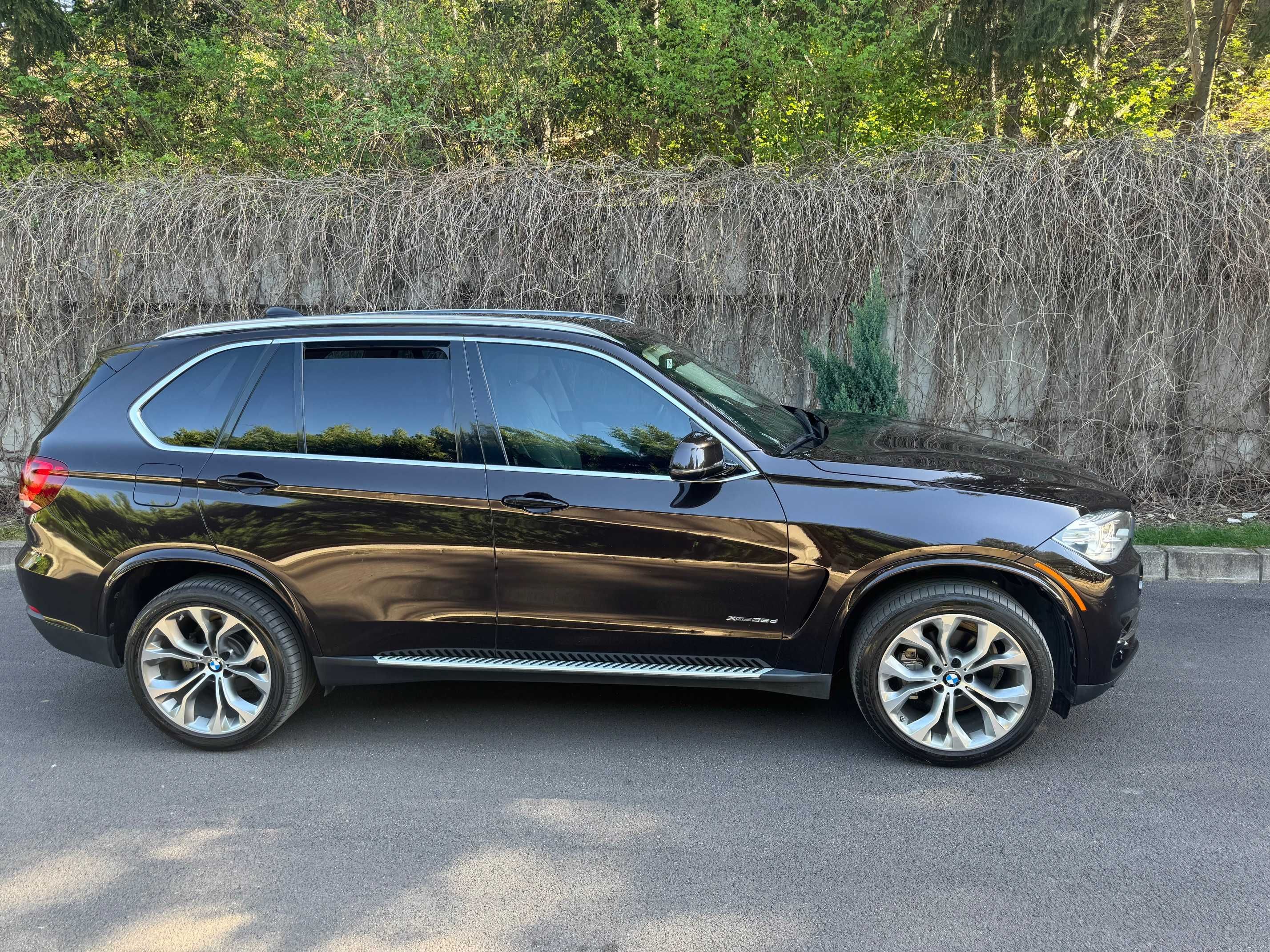 BMW Х5 3.0D 4x4, панорама,вакуум, пружини, всичко платено!