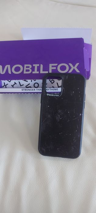 Vând husă mobilFox nouă iphone 11 pro