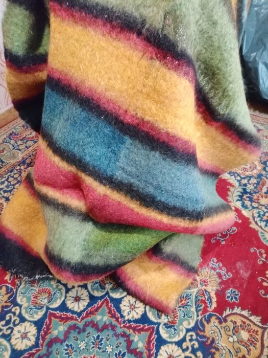 Продавам китеник от камилска вълна