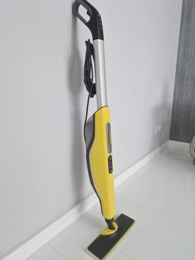 Vând mop cu aburi KARCHER SC 3