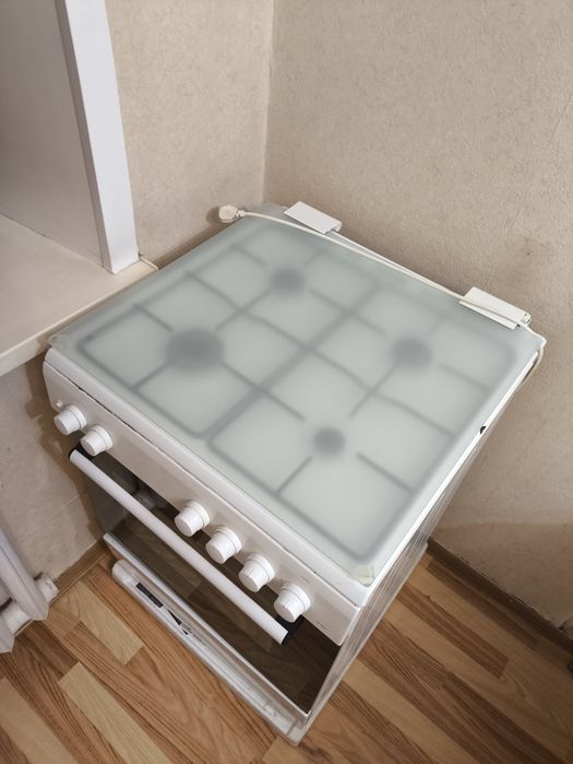 Продам газовую плитку+духовку