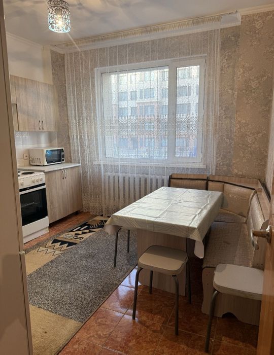 Сдаём 2 ком кв,пересечение Макатаева-Желтоксан