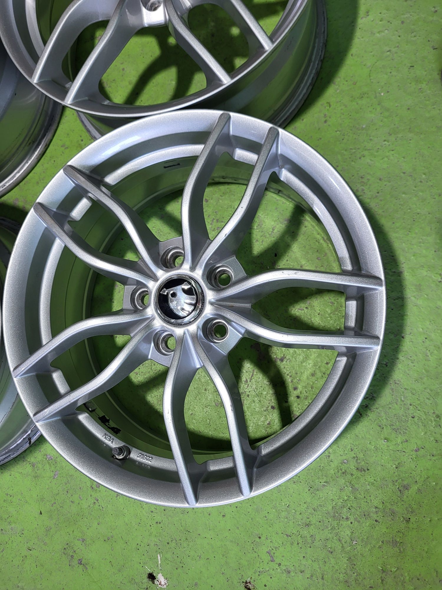 17 5x112 Vw Golf 5 6 7 8 Touran Caddy Skoda Audi 5х112