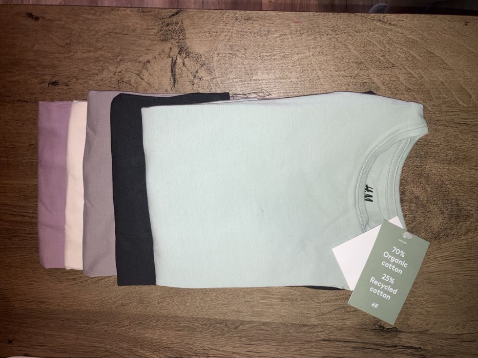 ЧИСТО НОВИ 5 бр. детски блузки от трико с дълъг ръкав H&M р-р 98/104