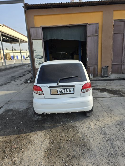 Shevralet matiz oq