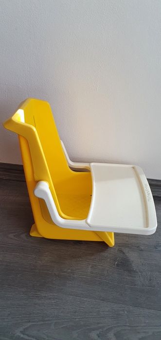 Scaun pentru păpușă + cadou o păpușă