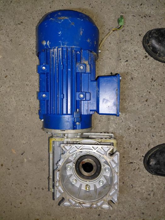 Motor cu reductor 1.5kw