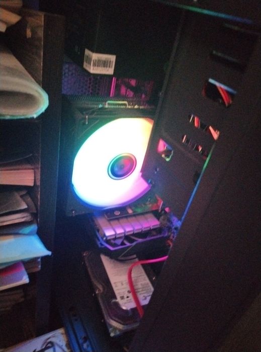 Cs2 uchun  Igravoy kompyuter sotiladi