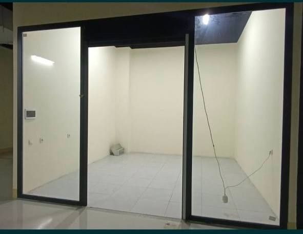 Строй март магазин.Ibn Sino Stroymart 1- qavatdan do’kon Sotiladi