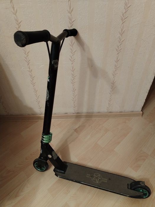 Продам трюковой самокат
