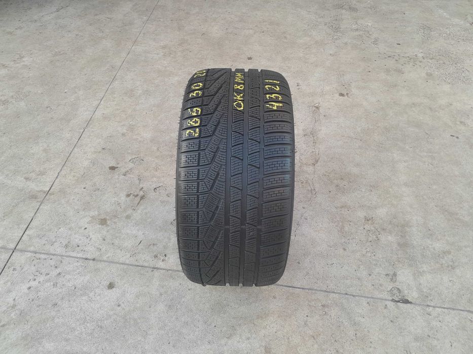 O anvelopa de iarna 285 30 20 pirelli sottozero 2 profil 8 mm 4321