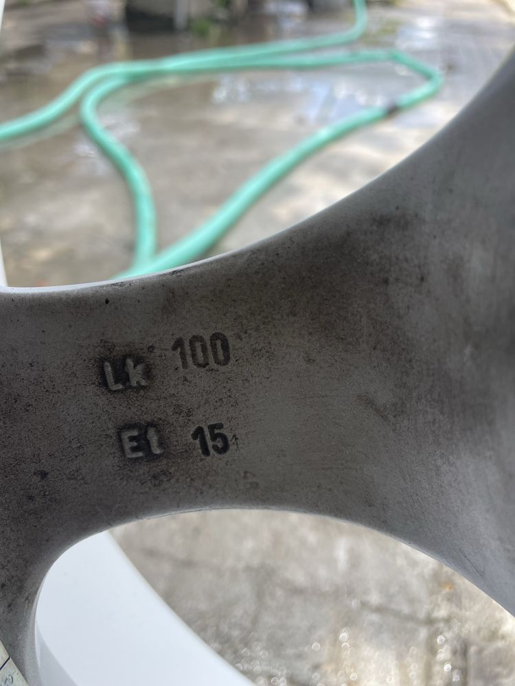 Borber T 4x100 4x9j 4xET15