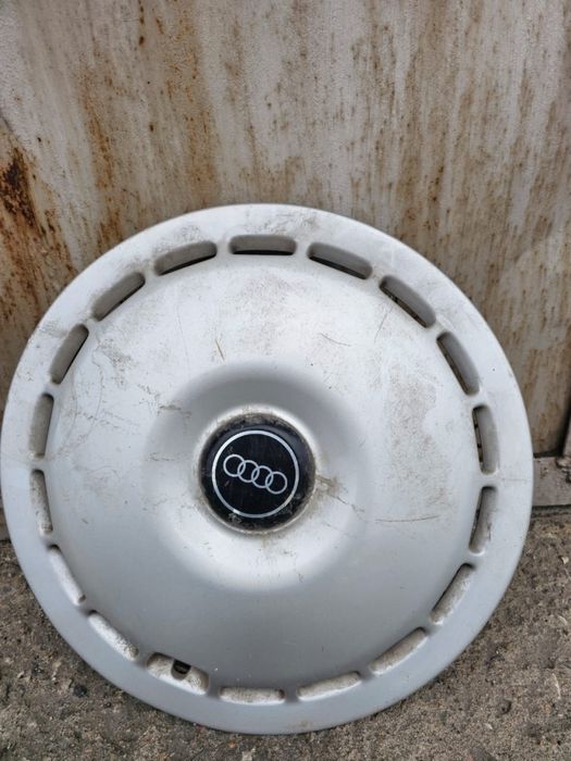 Продам колпак AUDI